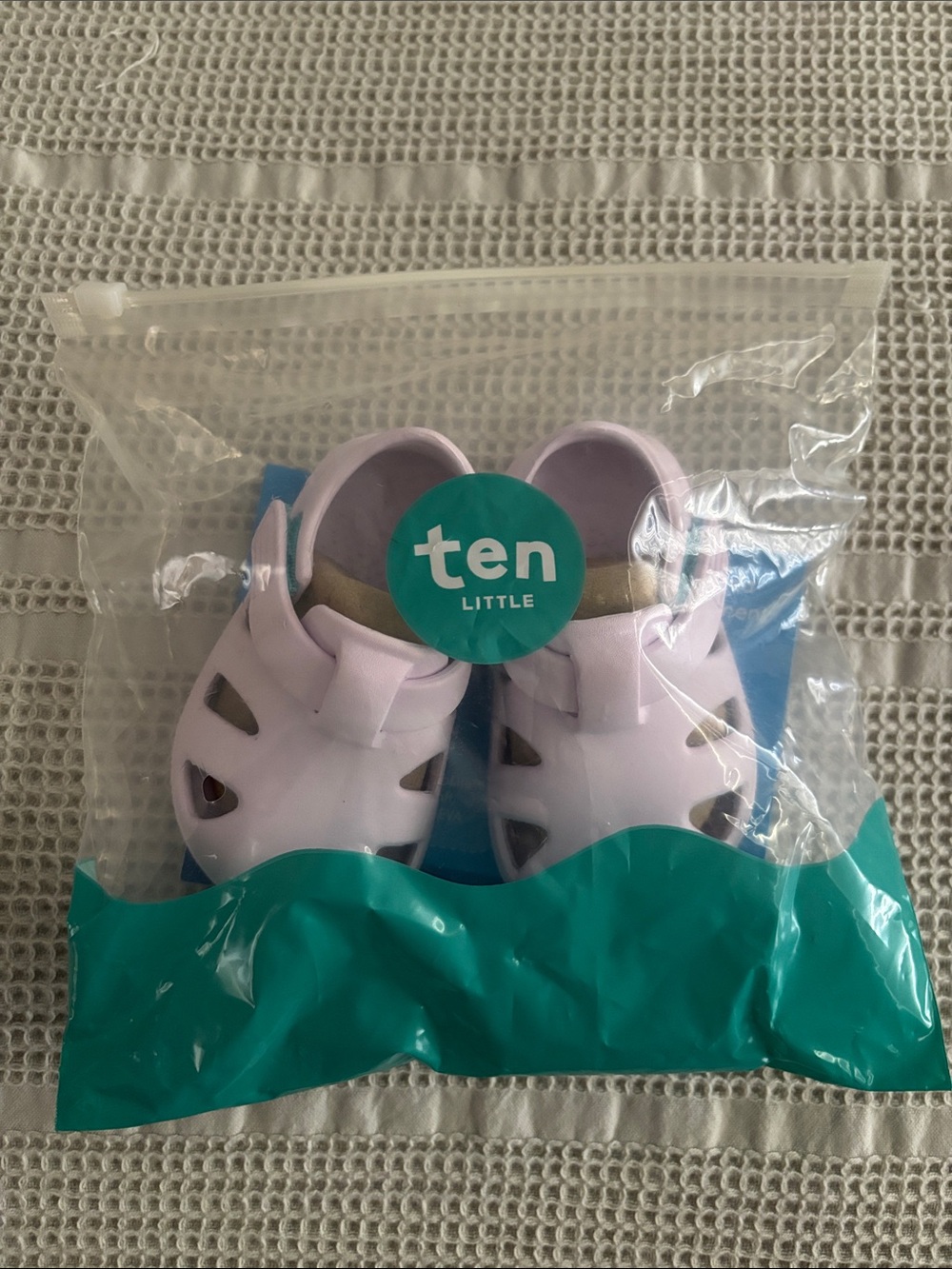 Ten Little - Splash Sandals - Size 4